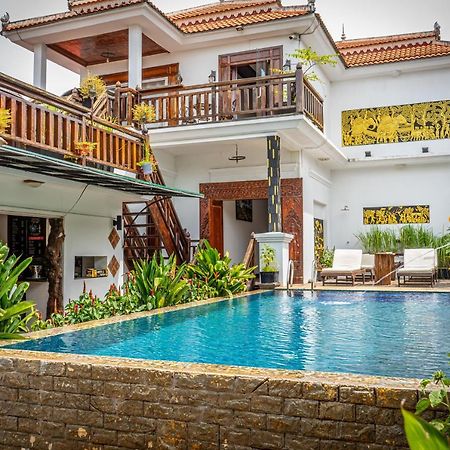 Antonios Villa Hotel シェムリアップ エクステリア 写真
