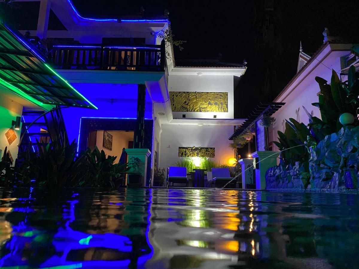 Antonios Villa Hotel シェムリアップ エクステリア 写真