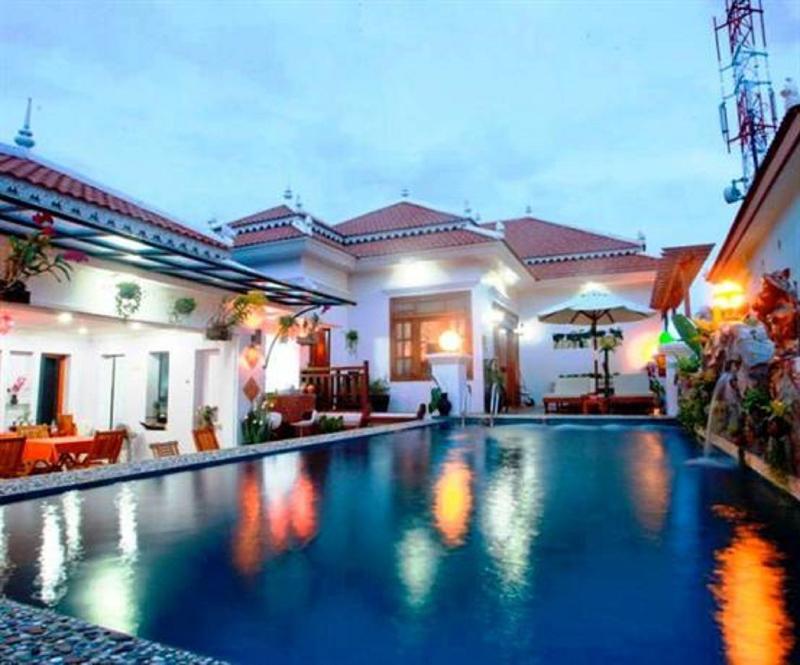 Antonios Villa Hotel シェムリアップ エクステリア 写真