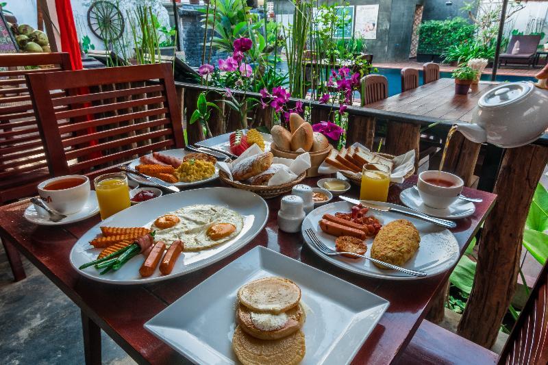 Antonios Villa Hotel シェムリアップ エクステリア 写真